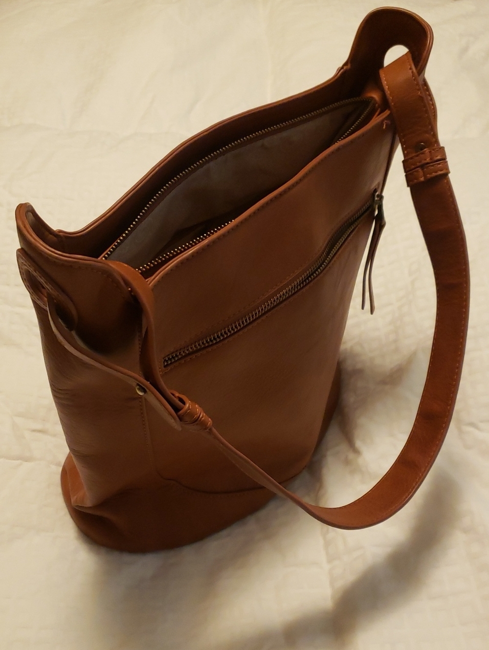 Classic Brown Leather Shoulder Bag